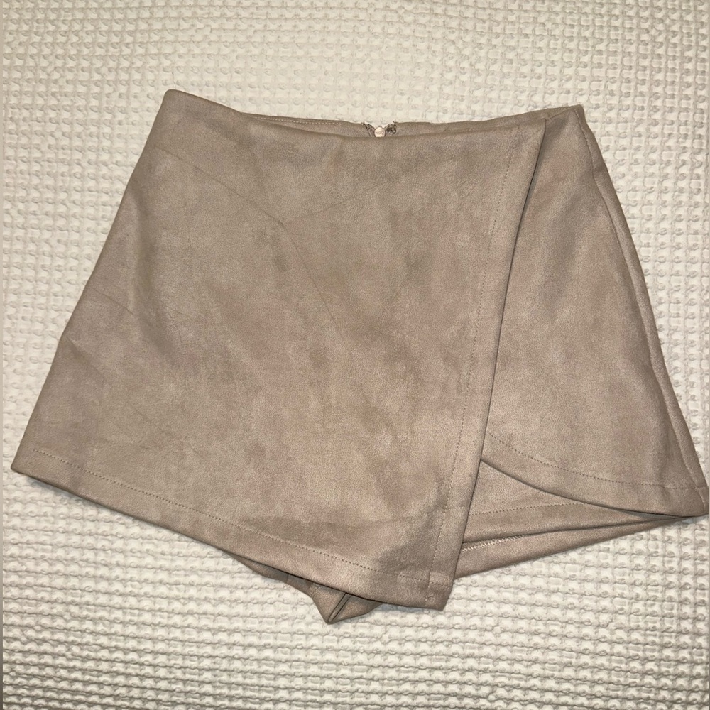 Suede skort
